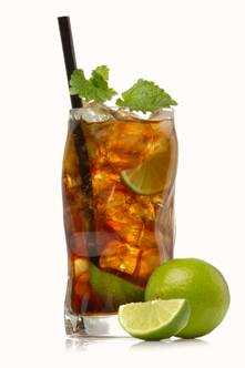 Maak deze cocktail: Rum cola